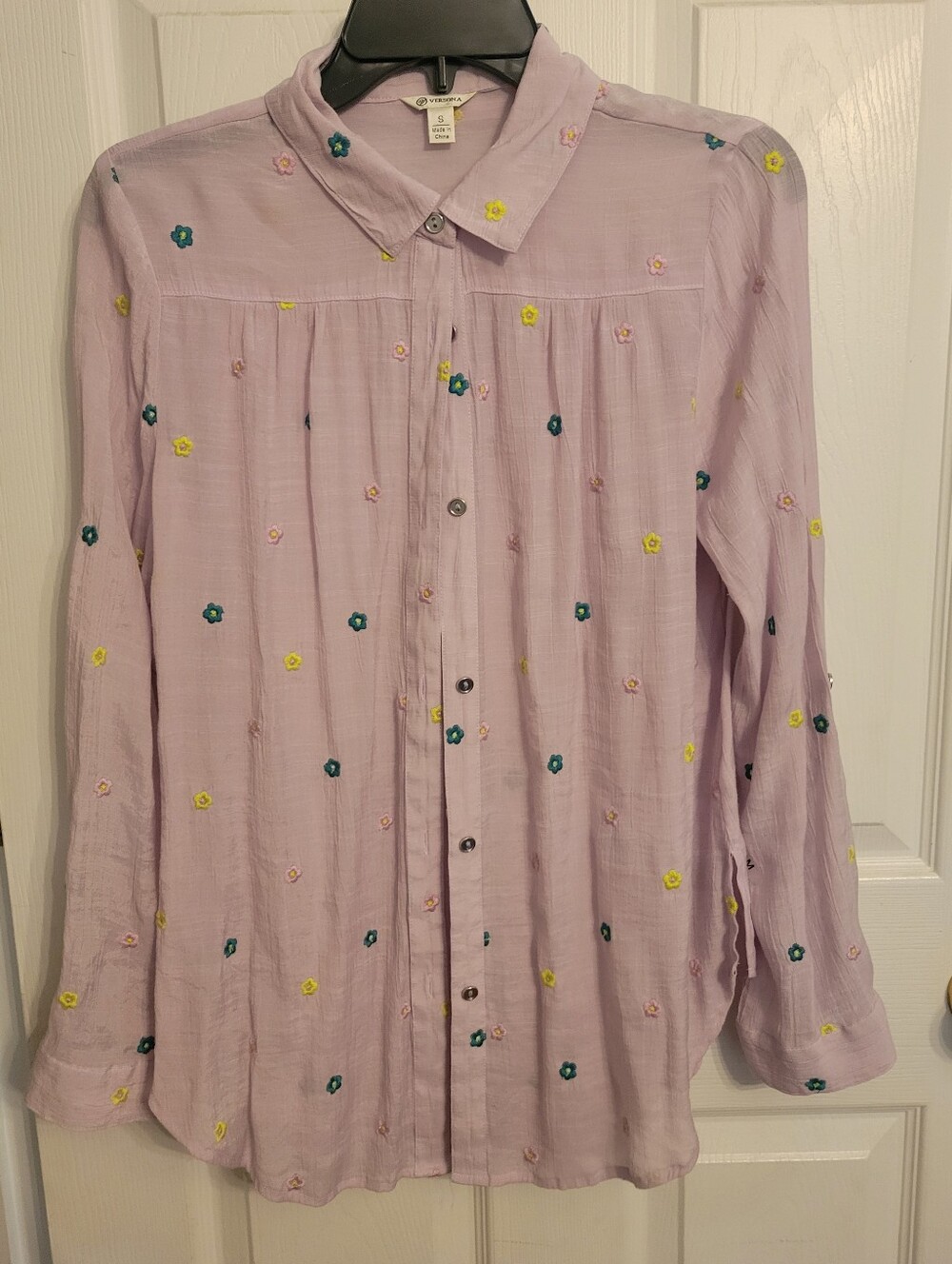 Versona Lavender Floral Embroidered Button-Up Blouse